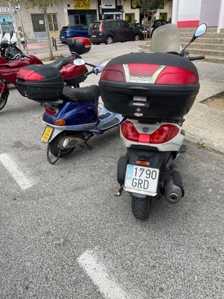Piaggio X7 Evo 300 c.c. Maxi Scooter