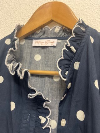 Blusa Morgan lunares azul y blanco talla S