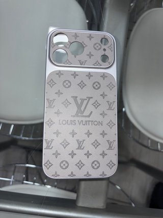 Funda iphone 17 pro gris