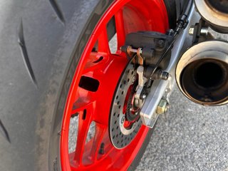Yamaha XSR900GP Roja y Blanca