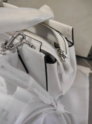 Borsa Michael Kors bianca in pelle