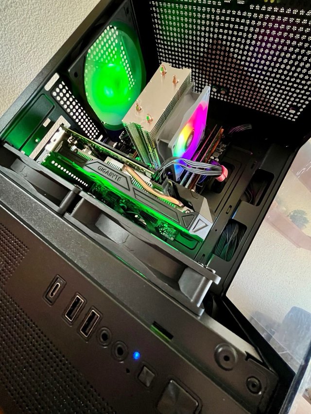 PC GAMING - GTX 1060 -16 Ram