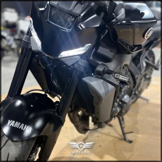 YAMAHA MT 09  Y-AMT (modelo actual) 2024