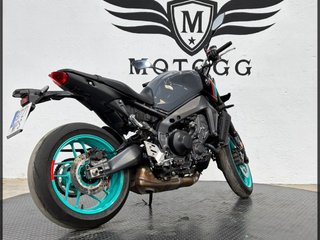 YAMAHA MT 09  35kW (modelo actual) 2024