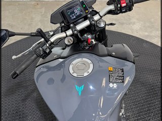 YAMAHA MT 09  35kW (modelo actual) 2024