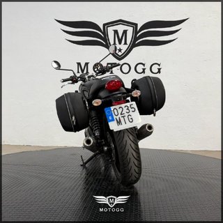 TRIUMPH Speed Twin 900  Versión 2021 (modelo actual) 2024