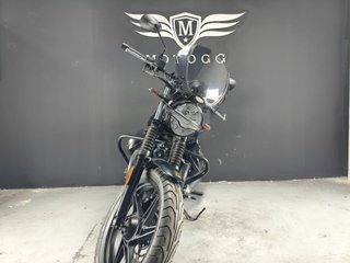 MOTO GUZZI V7  Stone (modelo actual) 2023