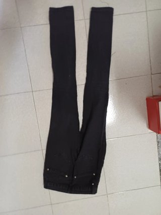 Jeans neri strappati donna taglia S