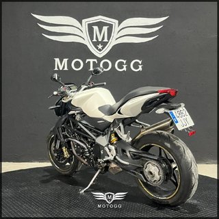 MV AGUSTA BRUTALE 1090 2015