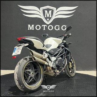 MV AGUSTA BRUTALE 1090 2015