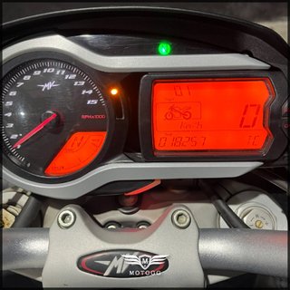 MV AGUSTA BRUTALE 1090 2015