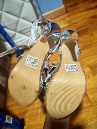 Tacones plateados H&C Moda España