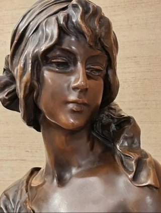 Busto Bronce Art Nouveau Cendrillon