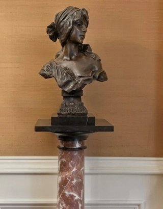 Busto Bronce Art Nouveau Cendrillon