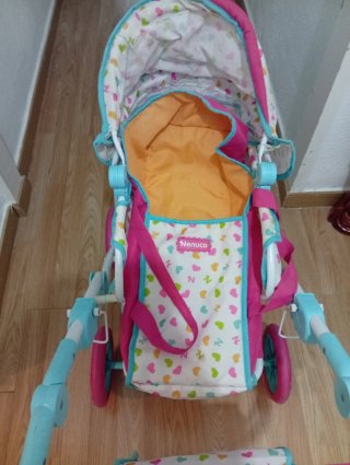 Carrito de juguete para niñas,marca Nenuco