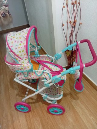 Carrito de juguete para niñas,marca Nenuco