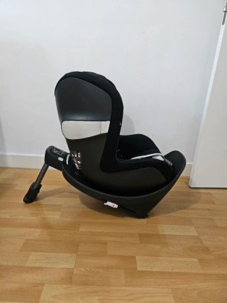 Seggiolino auto Cybex girevole