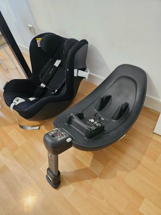 Seggiolino auto Cybex girevole