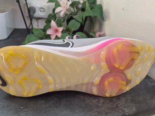 Zapatillas golf Nike grises y rosas