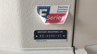 Máquina Presilladora Brother KE-434C