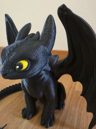 Figura Desdentado Como entrenar a tu dragón 21cm