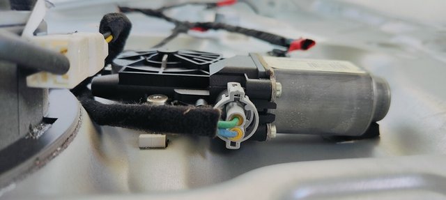 ELEVALUNAS TRASERO IZQUIERDO HYUNDAI SANTA FE (BM