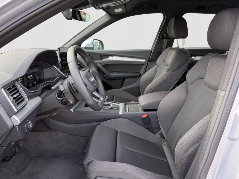 Audi Q5 2024, foto 11