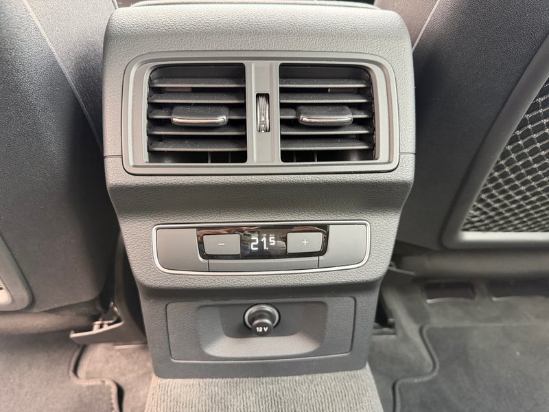 Audi Q5 2024, foto 29