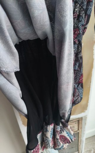 Vestido estampado hojas forrado