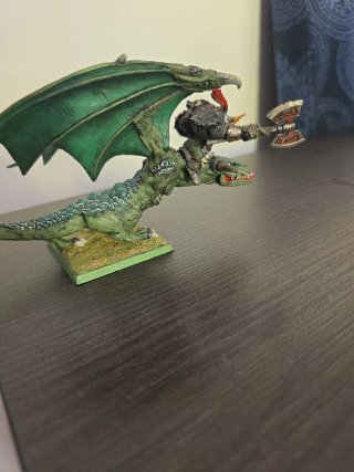 Warhammer OOP Orco Capoguerra su Viverna (Metallo)