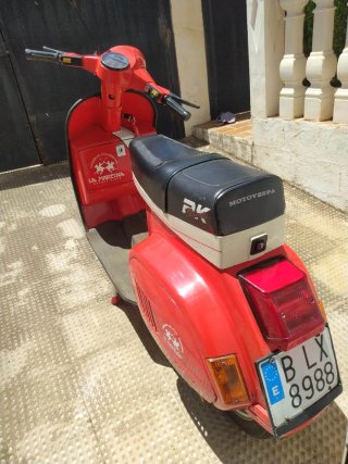 Vespa PK 125 Plurimatic Roja