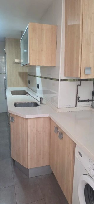 Muebles de cocina con encimera de silestone