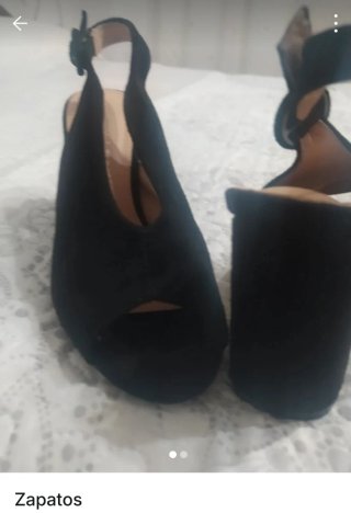 Zapatos de tacón negros