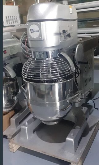 Amasadora planetaria mi número es 743046391