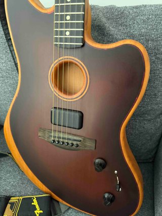 Guitarra Fender Acoustasonic American Jazzmaster