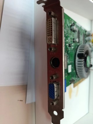 Tarjeta Gráfica ASUS AGP 9520