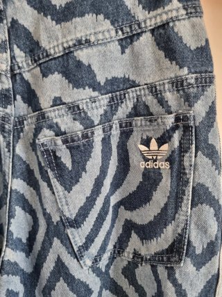 Pantaloni Adidas fantasia geometrica