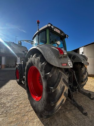 Fendt 828 Profiplus + GPS .