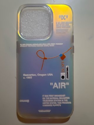 Funda iPhone 14 Pro reflectante