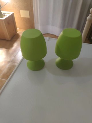 Lámparas verdes de plástico (2 unidades)