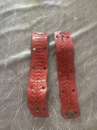2 Pulseras Cuero Artesanal Rojas