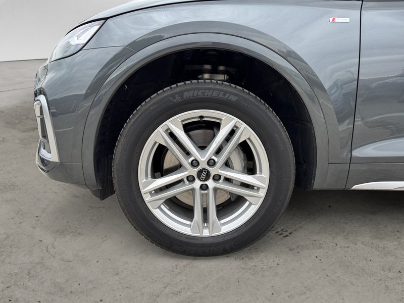 Audi Q5 2024, foto 9