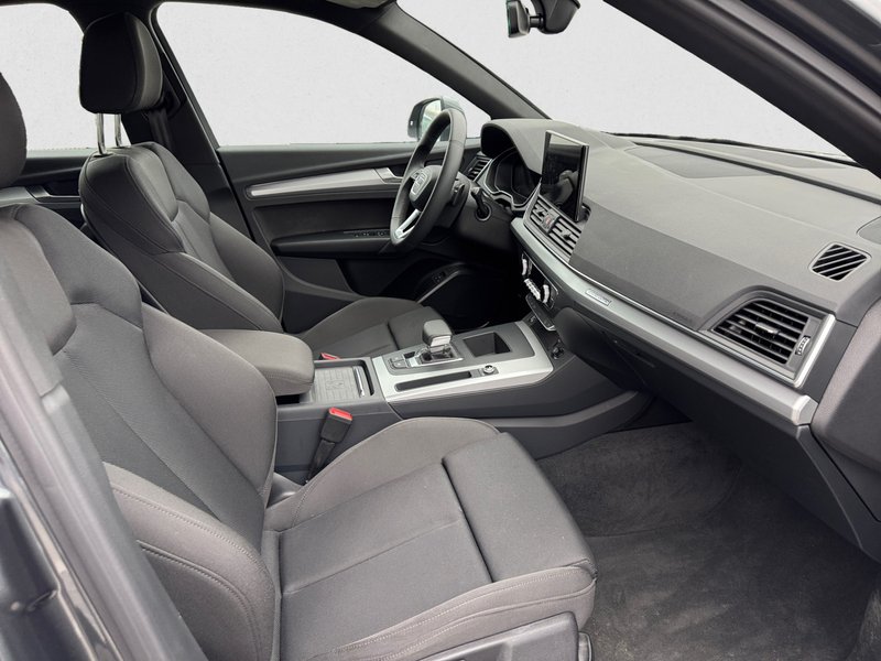 Audi Q5 2024, foto 14