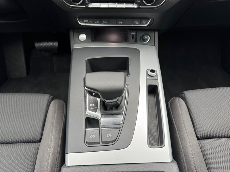 Audi Q5 2024, foto 24