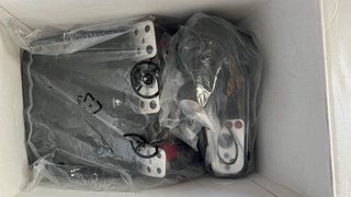 Logitech G25 Volante y Pedales