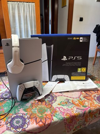 Consola PS5 Digital Edition Blanca