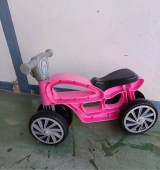 Moto correpasillos rosa para bebé