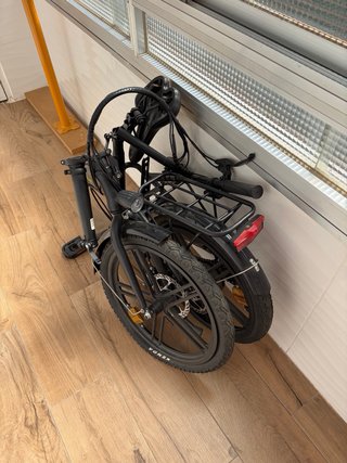 Bicicleta Eléctrica Plegable Negra
