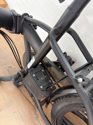 Bicicleta Eléctrica Plegable Negra