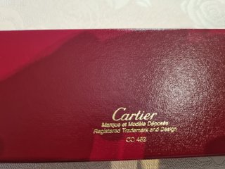 Bolígrafo Must de Cartier Trinity Negro